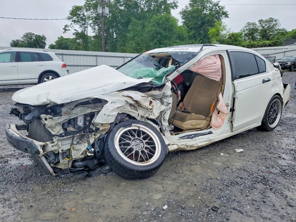 52735976 :رقم المزاد ، 1HGCP36738A057251 vin ، 2008 Honda Accord 4d Exl مزاد بيع