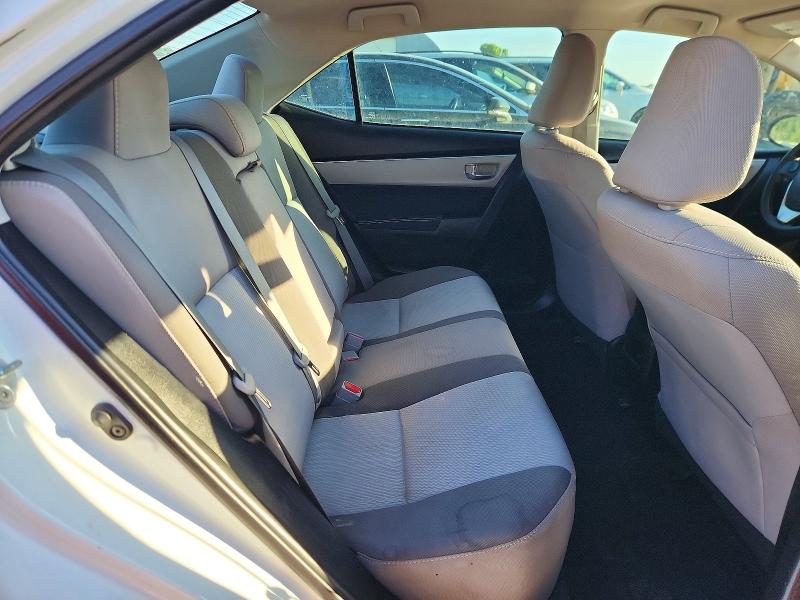 52185256 :رقم المزاد ، 5YFBURHE0JP749826 vin ، 2018 Toyota Corolla مزاد بيع