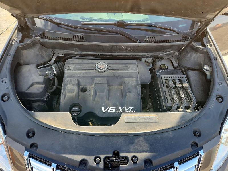 51675596 :رقم المزاد ، 3GYFNEE35ES640839 vin ، 2014 Cadillac Srx مزاد بيع