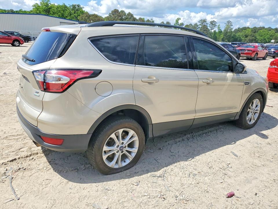 2018 Ford Escape მანქანა იყიდება აუქციონზე, vin: 1FMCU0GD9JUD23172, აუქციონის ნომერი: 53088486