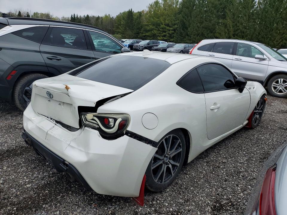 53446216 :رقم المزاد ، JF1ZNAA11F8700857 vin ، 2015 Scion Fr-s مزاد بيع