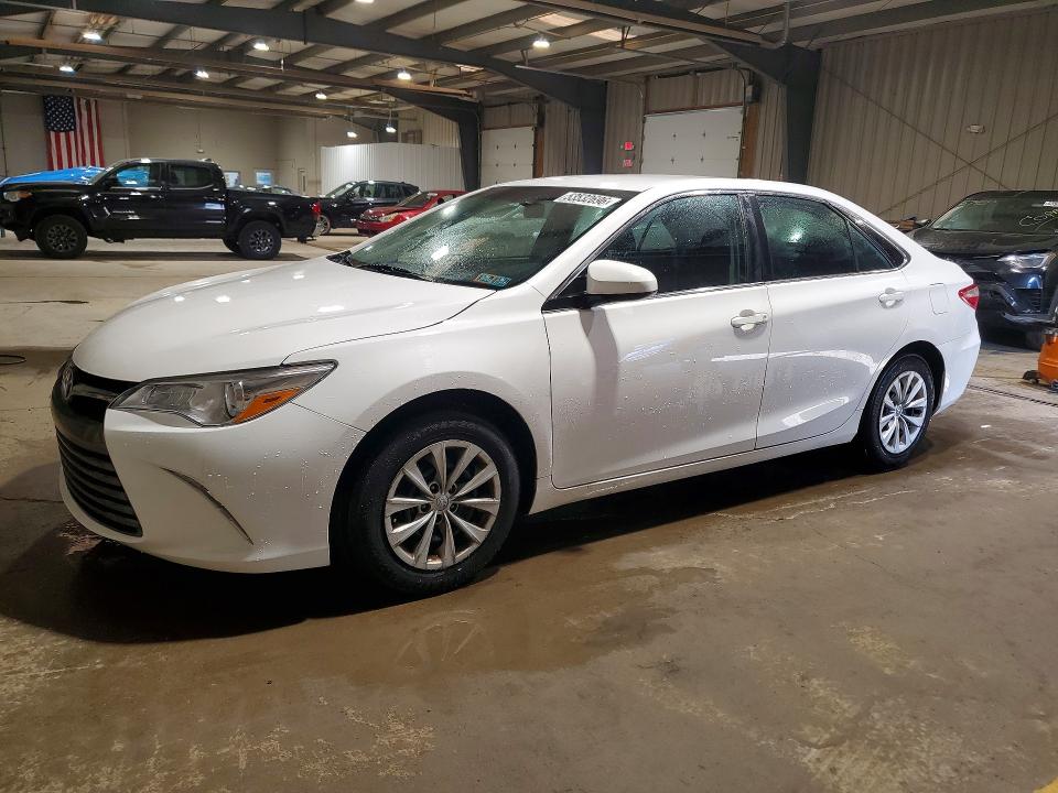 Aukcja sprzedaży 2015 Toyota Camry, vin: 4T1BF1FK5FU042540, numer aukcji: 53532696