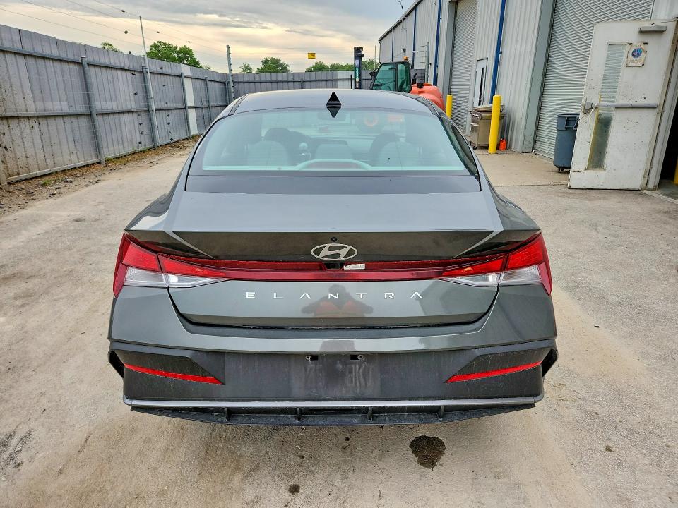 Продажа на аукционе авто 2024 Hyundai Elantra, vin: KMHLM4DG4RU691521, номер лота: 55352796