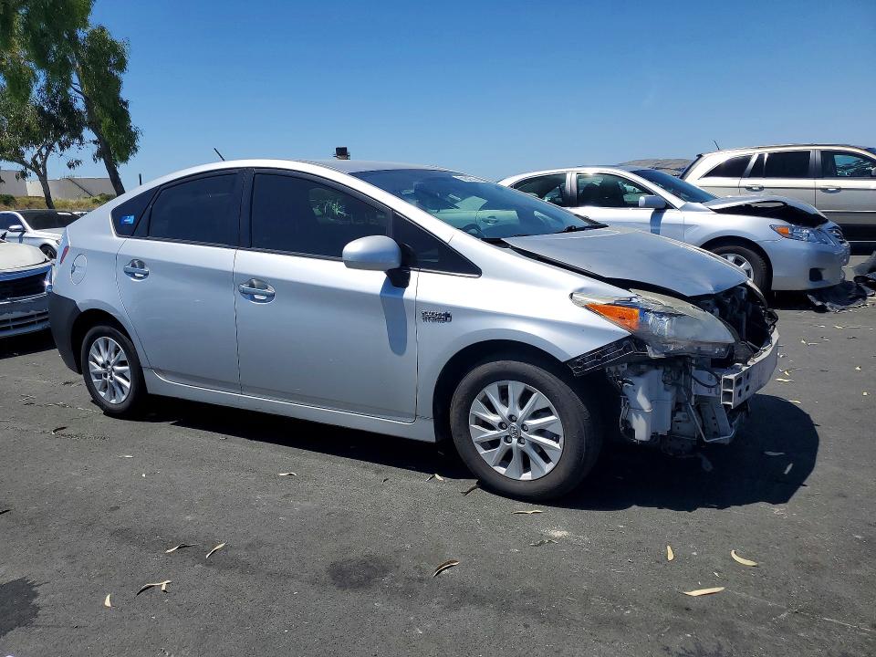 54540746 :رقم المزاد ، JTDKN3DP3C3030132 vin ، 2012 Toyota Prius Plug-in Hybrid مزاد بيع