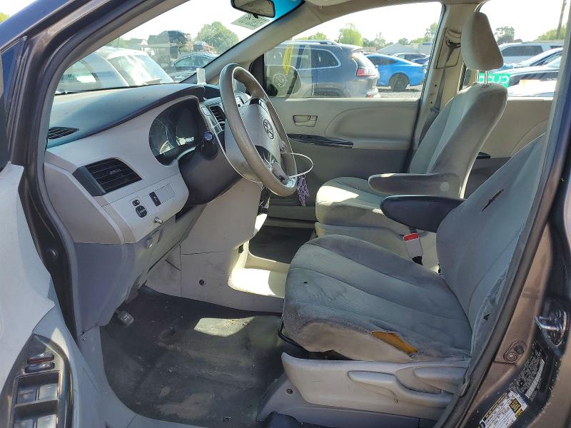 2014 Toyota Sienna მანქანა იყიდება აუქციონზე, vin: 5TDZK3DC5ES433874, აუქციონის ნომერი: 52905186