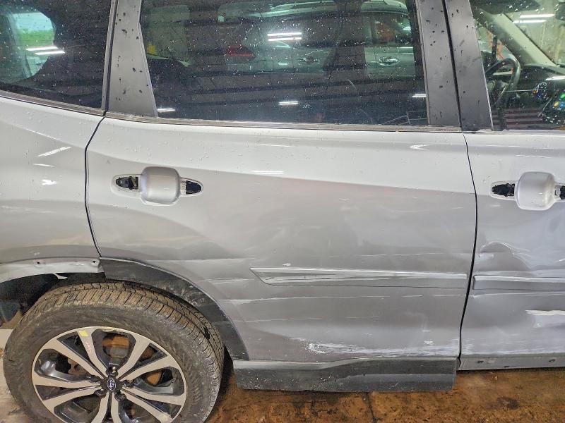 Продажа на аукционе авто 2022 Subaru Forester, vin: JF2SKAPC2NH526813, номер лота: 53547696