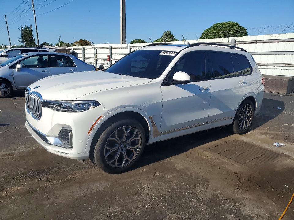Продаж на аукціоні авто 2021 Bmw X7, vin: 5UXCW2C02M9H35987, номер лоту: 51088156