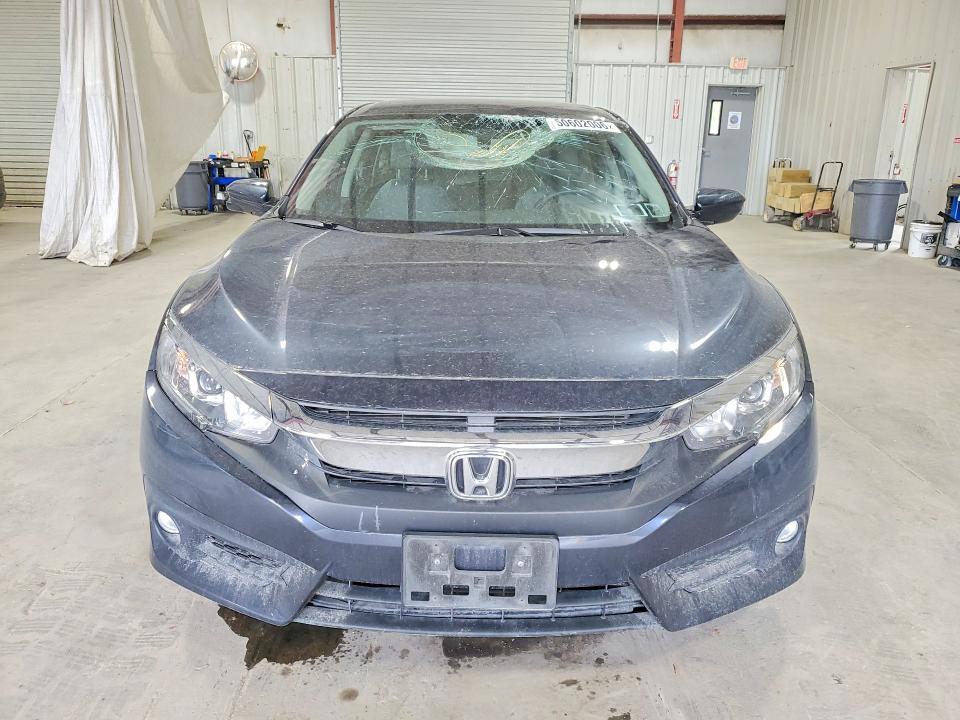 Auction sale of the 2018 Honda Civic, vin: JHMFC1F31JX035887, lot number: 50602006