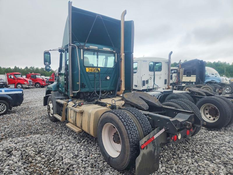 52597026 :رقم المزاد ، 1M1AW01X0FM006977 vin ، 2015 Mack 600 مزاد بيع