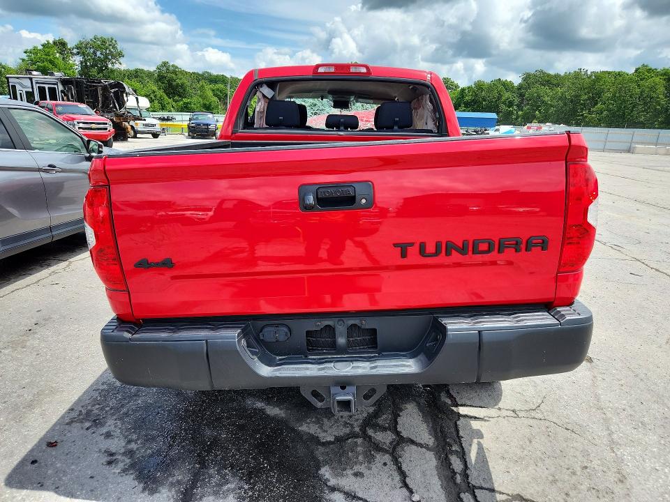 Продаж на аукціоні авто 2016 Toyota Tundra, vin: 5TFDW5F15GX552060, номер лоту: 54755156