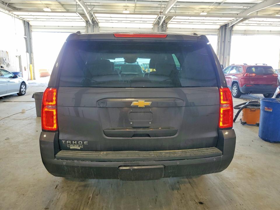Продажа на аукционе авто 2015 Chevrolet Tahoe, vin: 1GNSKBKC4FR714909, номер лота: 54851846