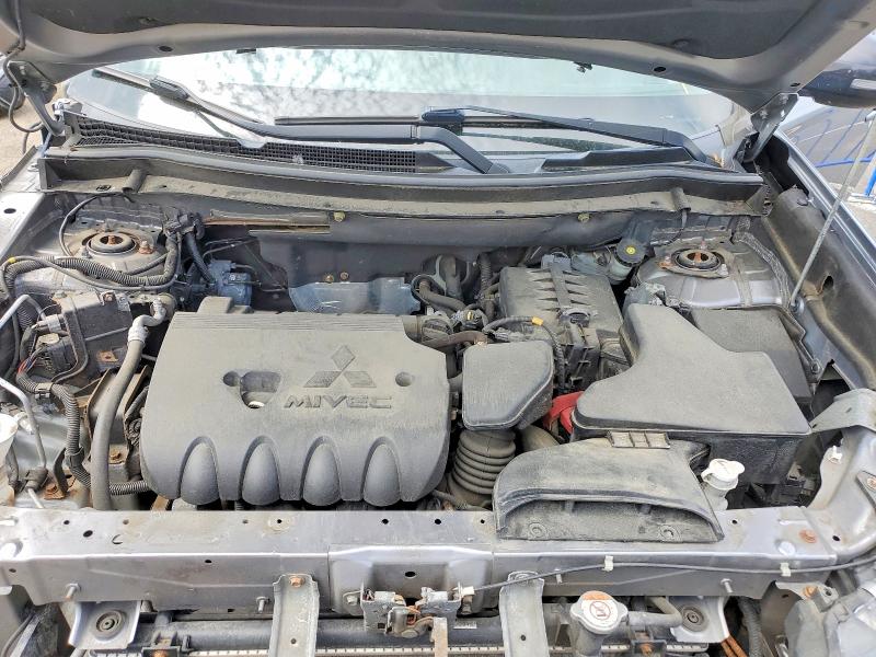 Продаж на аукціоні авто 2018 Mitsubishi Outlander, vin: JA4AZ3A38JZ044808, номер лоту: 54847936