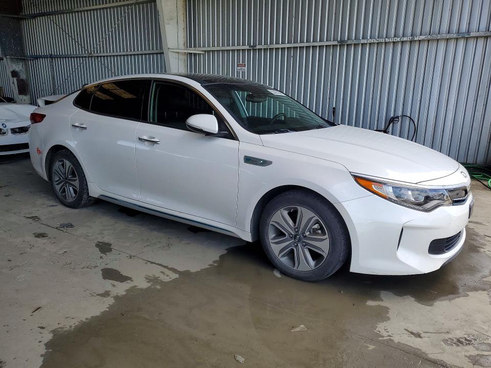 Auction sale of the 2017 Kia Optima Plug-in Hybrid, vin: KNAGV4LD3H5011723, lot number: 52425186