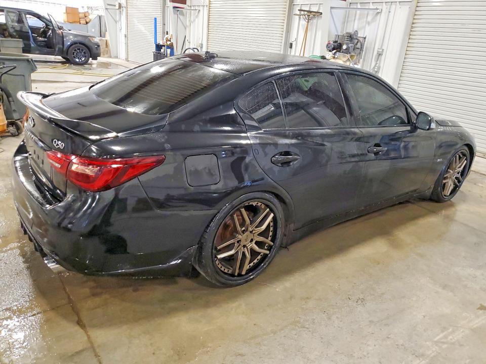 52749696 :رقم المزاد ، JN1EV7AR0JM434073 vin ، 2018 Infiniti Q50 مزاد بيع