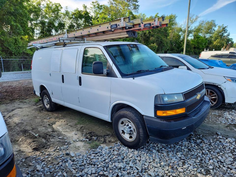 2021 Chevrolet Express G2500 მანქანა იყიდება აუქციონზე, vin: 1GCWGAFP0M1226538, აუქციონის ნომერი: 53049536