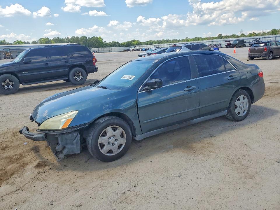 Продажа на аукционе авто 2005 Honda Accord, vin: 1HGCM56405A112972, номер лота: 53721626