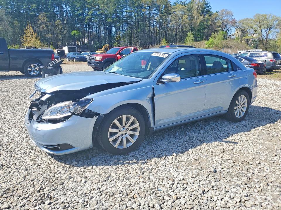 2013 Chrysler 200 მანქანა იყიდება აუქციონზე, vin: 1C3CCBCGXDN601292, აუქციონის ნომერი: 52875186