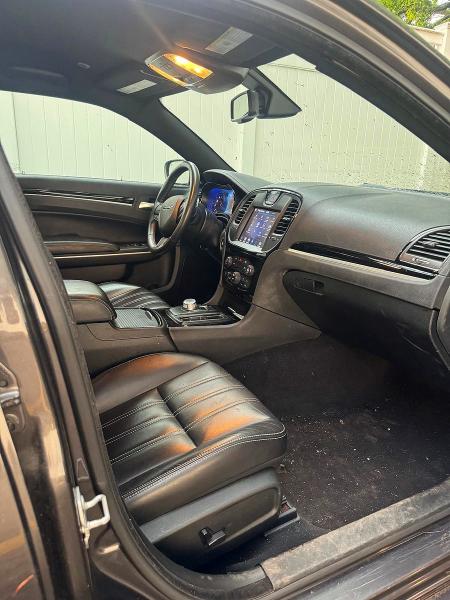 2020 Chrysler 300 მანქანა იყიდება აუქციონზე, vin: 2C3CCABG5LH158682, აუქციონის ნომერი: 55363376