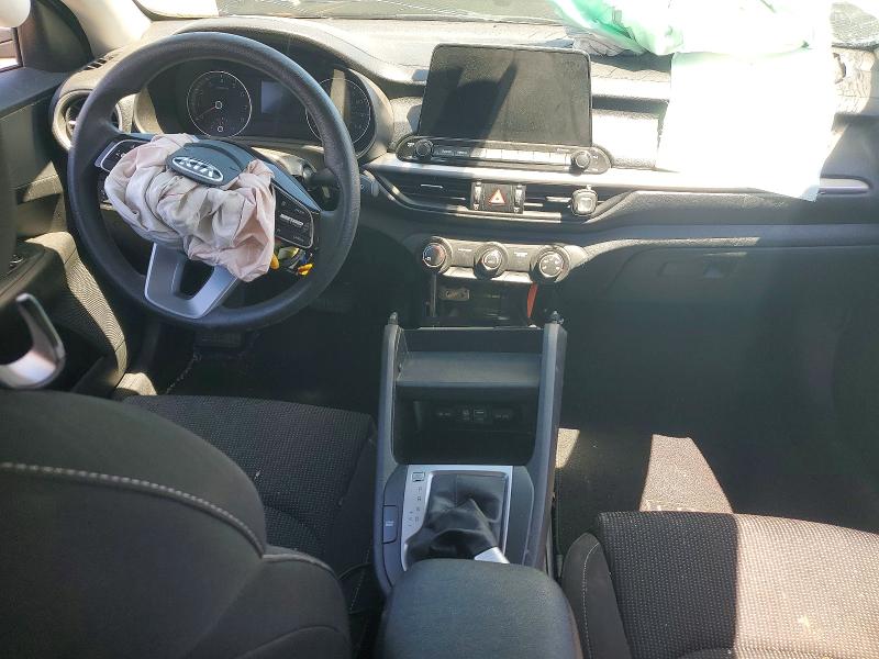 52186946 :رقم المزاد ، 3KPF24AD0ME394920 vin ، 2021 Kia Forte مزاد بيع