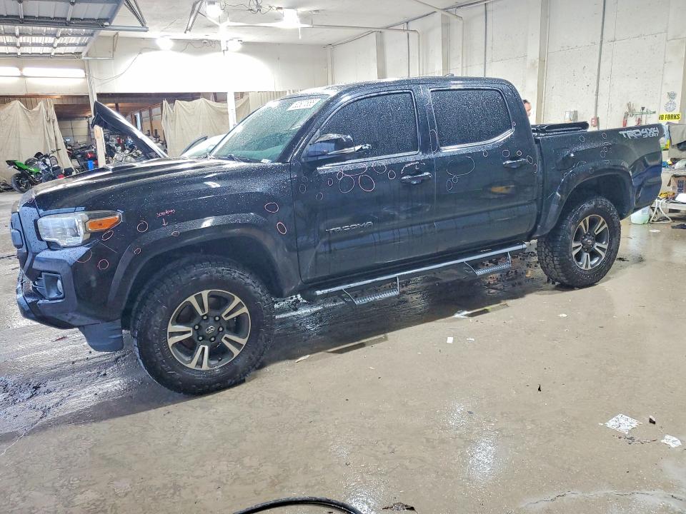 Продажа на аукционе авто 2017 Toyota Tacoma, vin: 3TMCZ5AN8HM053080, номер лота: 52507866