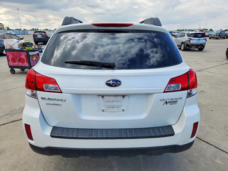 52269546 :رقم المزاد ، 4S4BRCCC8A3383428 vin ، 2010 Subaru Outback مزاد بيع