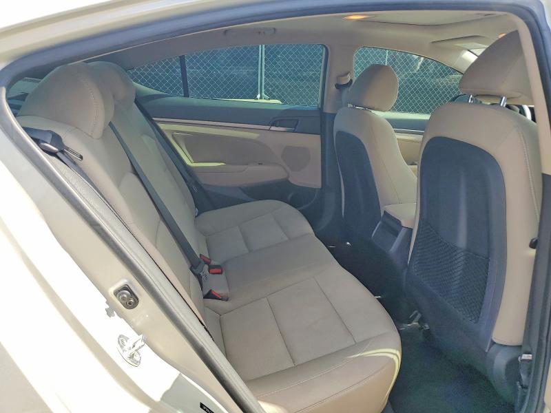 2017 Hyundai Elantra მანქანა იყიდება აუქციონზე, vin: 5NPD84LF7HH175071, აუქციონის ნომერი: 54122936