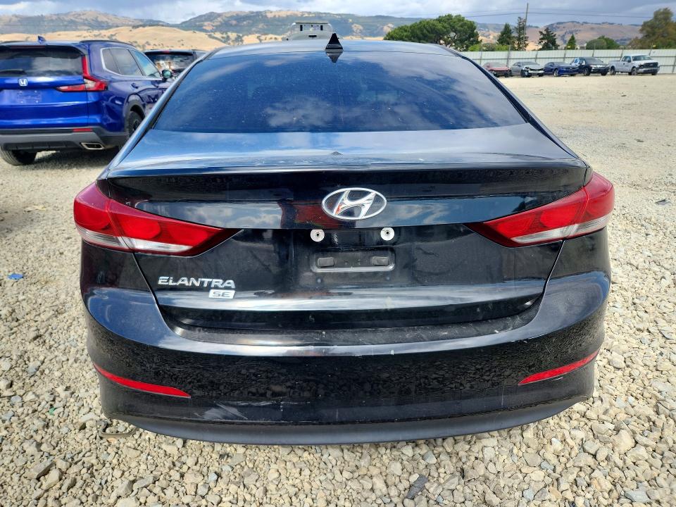 55402046 :رقم المزاد ، 5NPD74LFXHH202248 vin ، 2017 Hyundai Elantra مزاد بيع