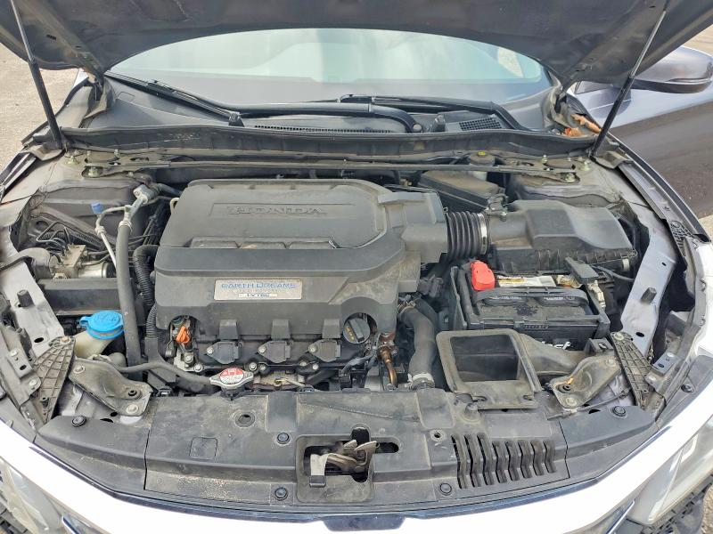 54881766 :رقم المزاد ، 1HGCR3F81GA002895 vin ، 2016 Honda Accord مزاد بيع