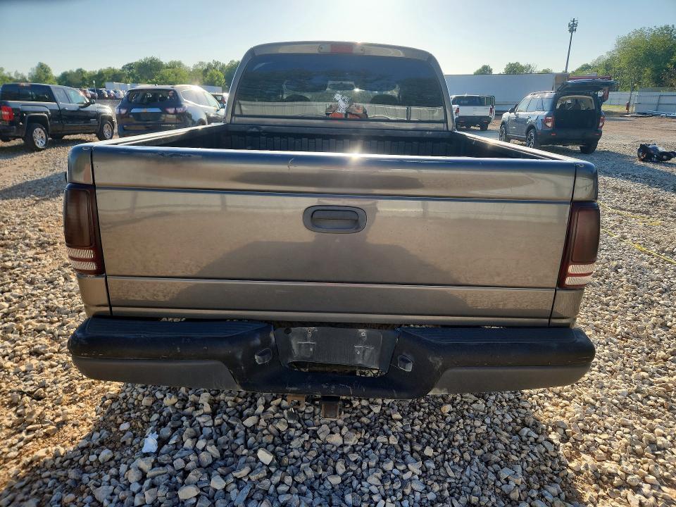 2004 Dodge Dakota მანქანა იყიდება აუქციონზე, vin: 1D7HL38K74S757415, აუქციონის ნომერი: 52160496