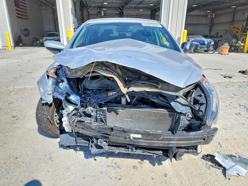 52023796 :رقم المزاد ، KMHDH4AE9DU559164 vin ، 2013 Hyundai Elantra مزاد بيع