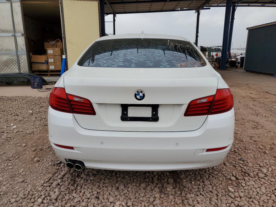 52234196 :رقم المزاد ، WBA5A5C5XFD513116 vin ، 2015 Bmw 528 مزاد بيع