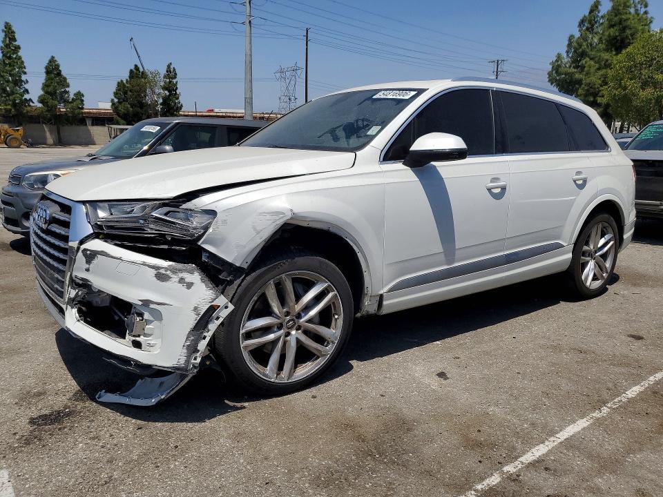 2017 Audi Q7 მანქანა იყიდება აუქციონზე, vin: WA1VAAF78HD047739, აუქციონის ნომერი: 54816906