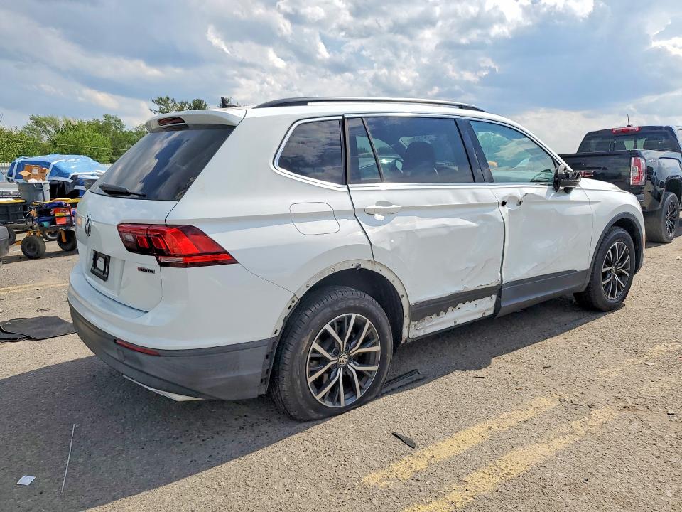 54186326 :رقم المزاد ، 3VV2B7AX8KM053764 vin ، 2019 Volkswagen Tiguan مزاد بيع