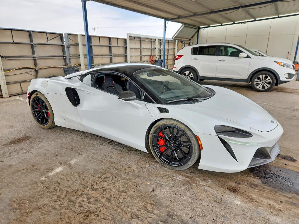 Продажа на аукционе авто 2023 Mclaren Automotive Artura, vin: SBM16AEA4PW000494, номер лота: 54464936