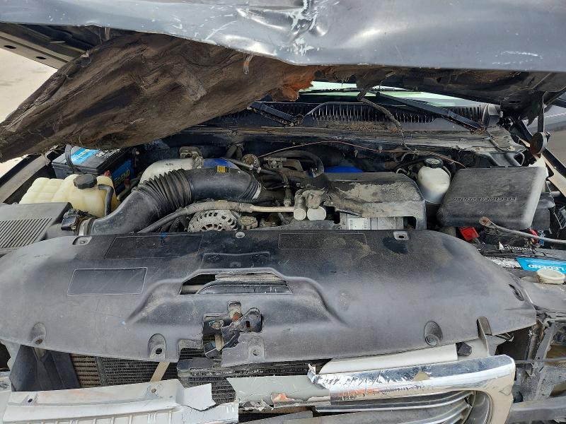2001 Gmc Sierra მანქანა იყიდება აუქციონზე, vin: 1GTHK231X1F145204, აუქციონის ნომერი: 53272486