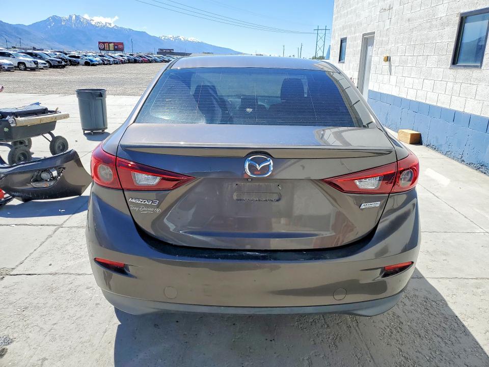 52405816 :رقم المزاد ، 3MZBM1V75FM226336 vin ، 2015 Mazda 3 مزاد بيع