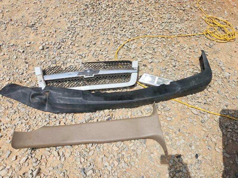 2003 Chevrolet Silverado მანქანა იყიდება აუქციონზე, vin: 1GCHK23103F161785, აუქციონის ნომერი: 51999246