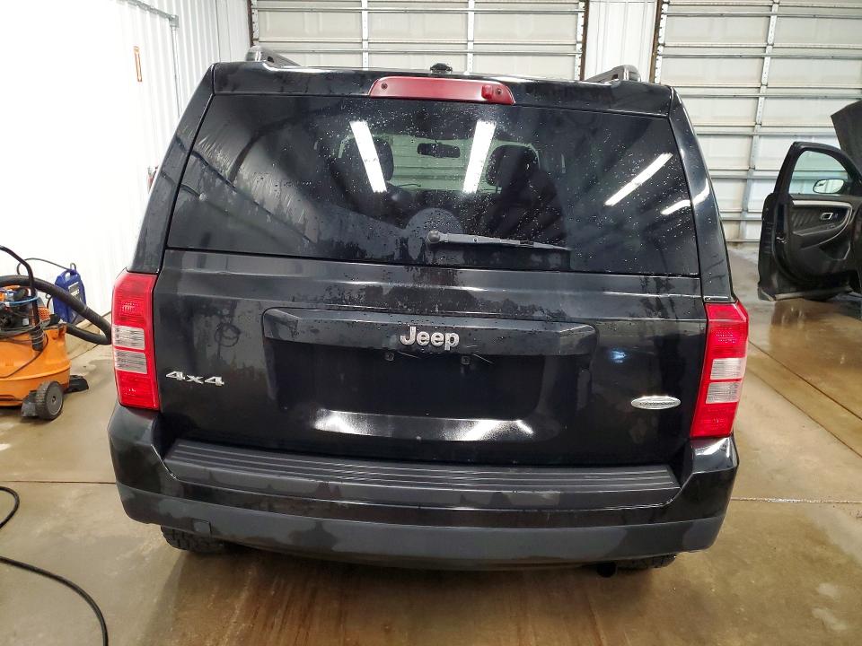 53376576 :رقم المزاد ، 1C4NJRFBXFD176345 vin ، 2015 Jeep Patriot مزاد بيع