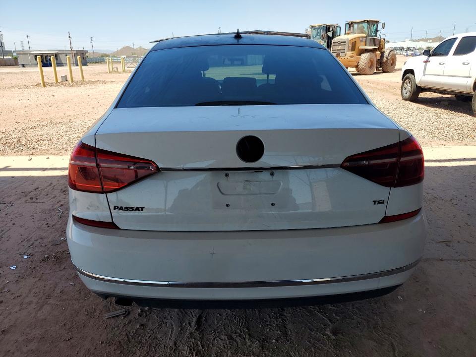 2017 Volkswagen Passat მანქანა იყიდება აუქციონზე, vin: 1VWAT7A32HC057045, აუქციონის ნომერი: 55050516
