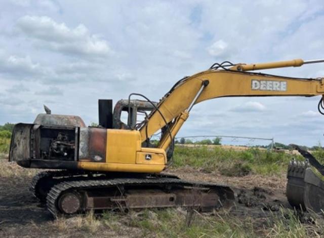 Продаж на аукціоні авто 2006 John Deere 200cx, vin: FF200CX507335, номер лоту: 53757096