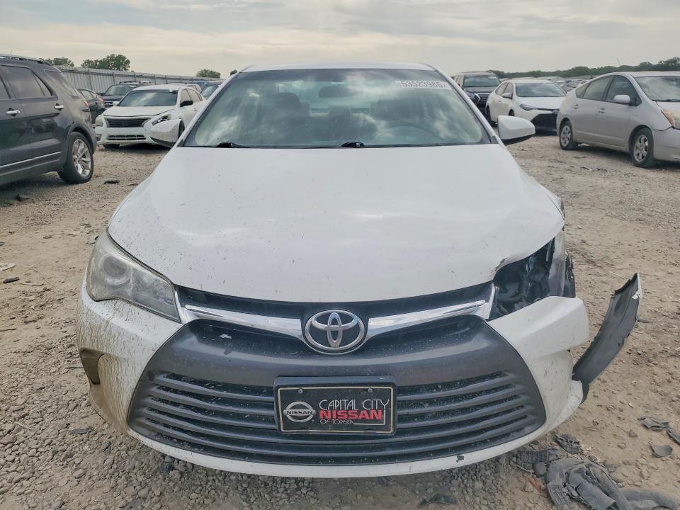 53523986 :رقم المزاد ، 4T1BF1FK3HU666968 vin ، 2017 Toyota Camry مزاد بيع