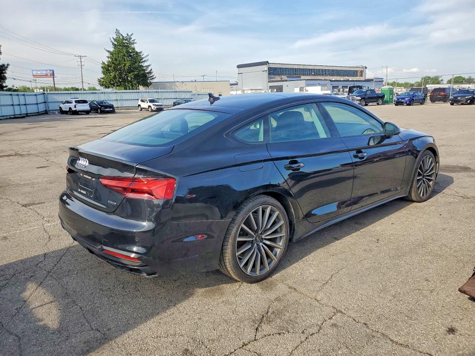 Продаж на аукціоні авто 2022 Audi A5, vin: WAUCBCF51NA028285, номер лоту: 52140586