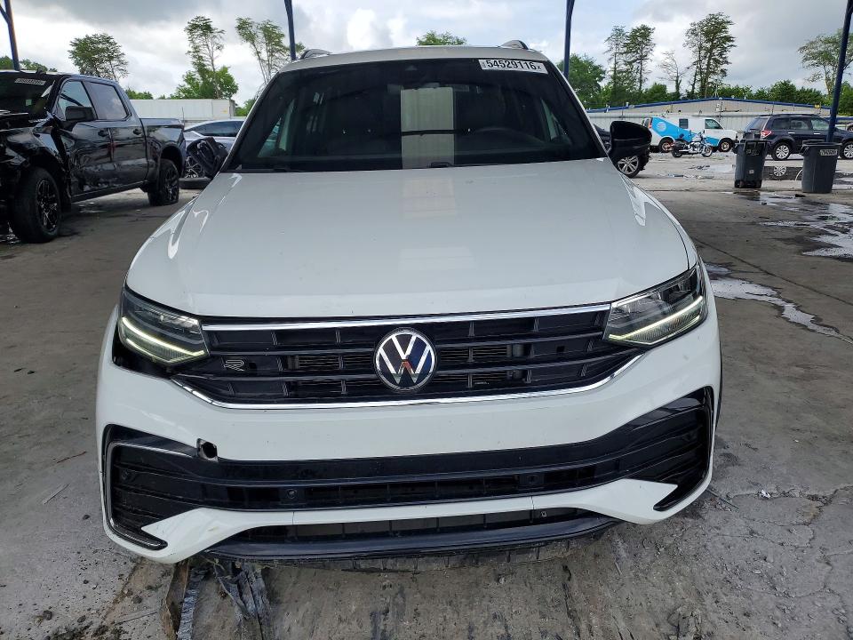 Продажа на аукционе авто 2022 Volkswagen Tiguan, vin: 3VVCB7AX1NM170367, номер лота: 54529116