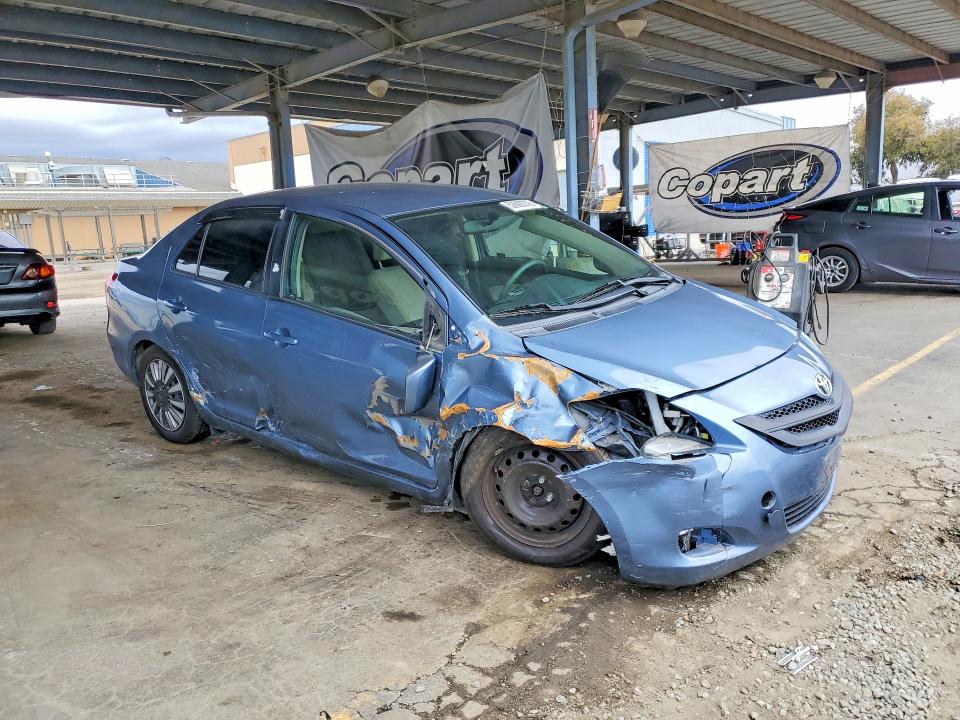 52692276 :رقم المزاد ، JTDBT923271148277 vin ، 2007 Toyota Yaris مزاد بيع