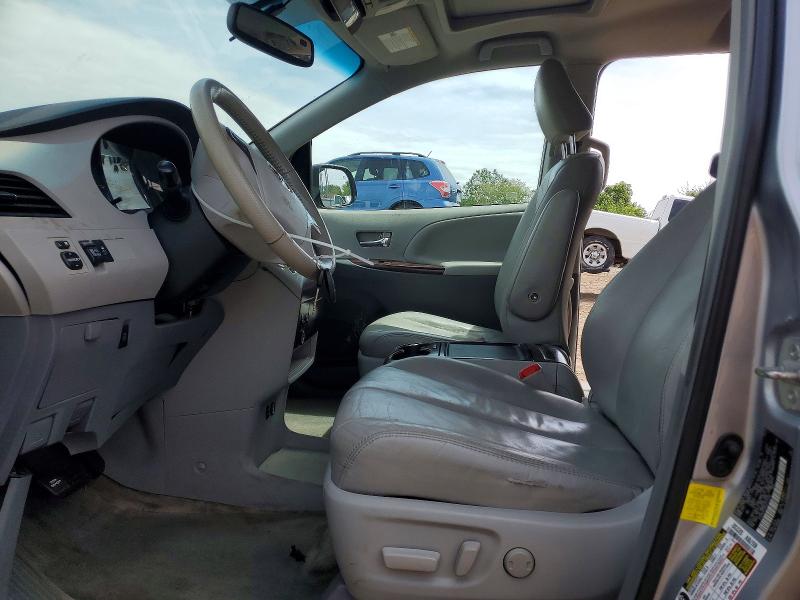 Продажа на аукционе авто 2012 Toyota Sienna, vin: 5TDYK3DC8CS217039, номер лота: 54756296