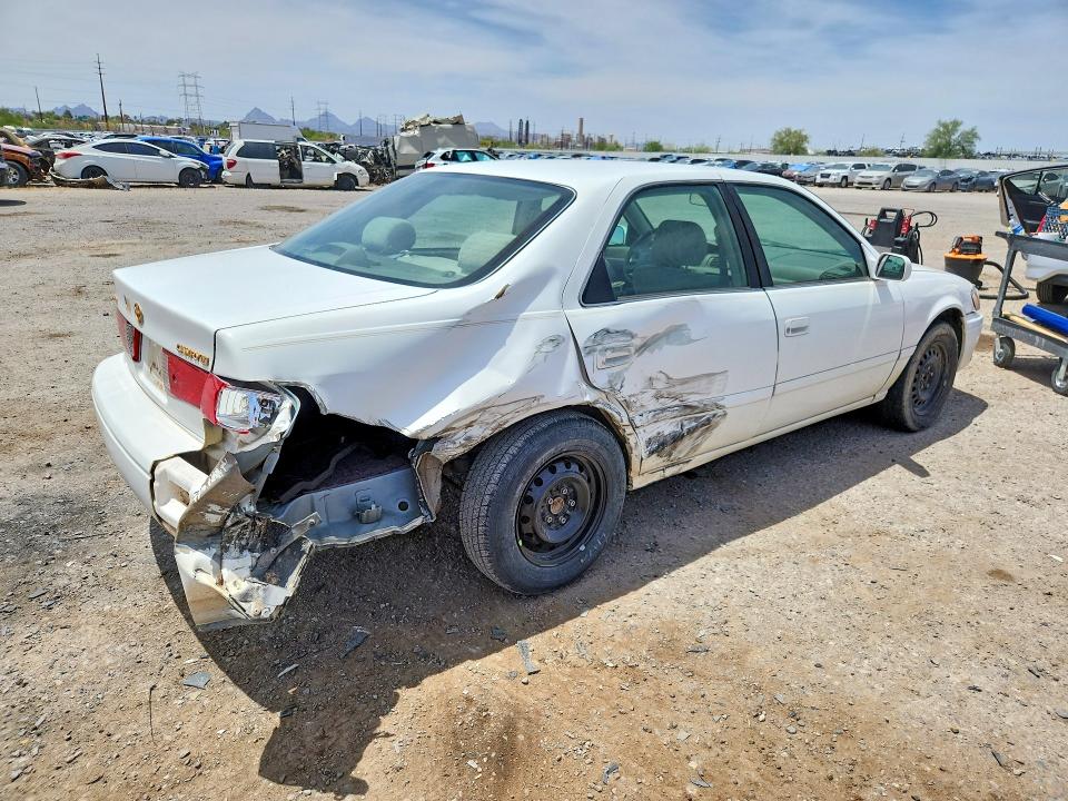 2001 Toyota Camry Le/xle/se მანქანა იყიდება აუქციონზე, vin: 4T1BG22KX1U805394, აუქციონის ნომერი: 54166226