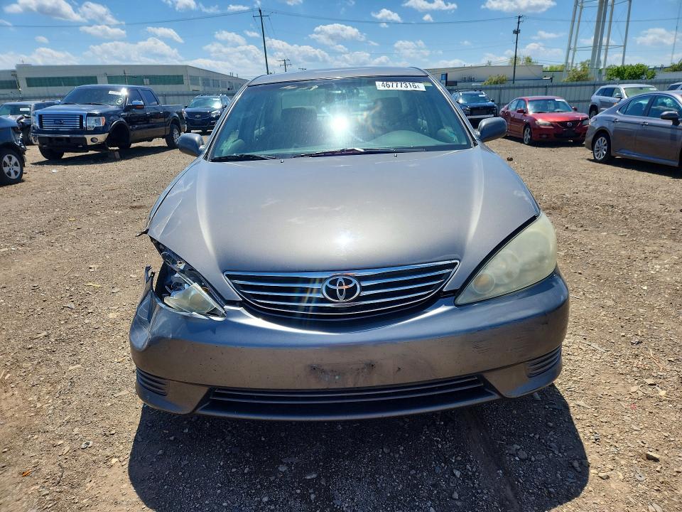 46777316 :رقم المزاد ، 4T1BE32K25U958787 vin ، 2005 Toyota Camry مزاد بيع