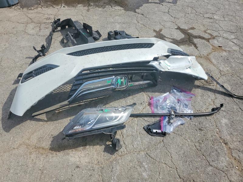 53059726 :رقم المزاد ، 5FNRL6H75KB102353 vin ، 2019 Honda Odyssey مزاد بيع