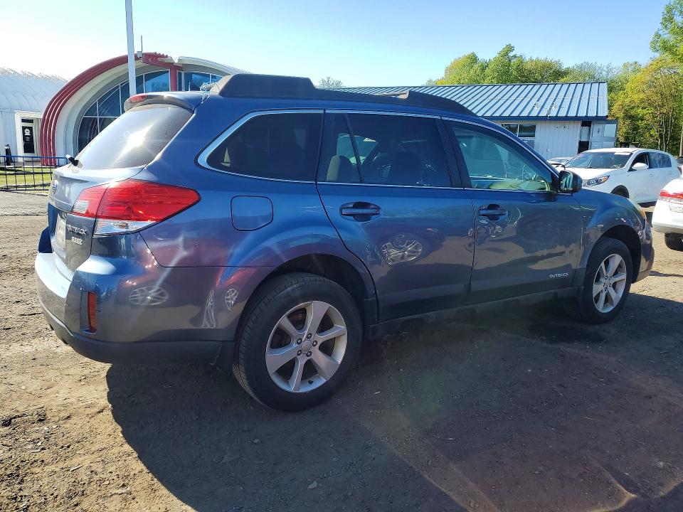 51821036 :رقم المزاد ، 4S4BRBDC4E3322981 vin ، 2014 Subaru Outback مزاد بيع