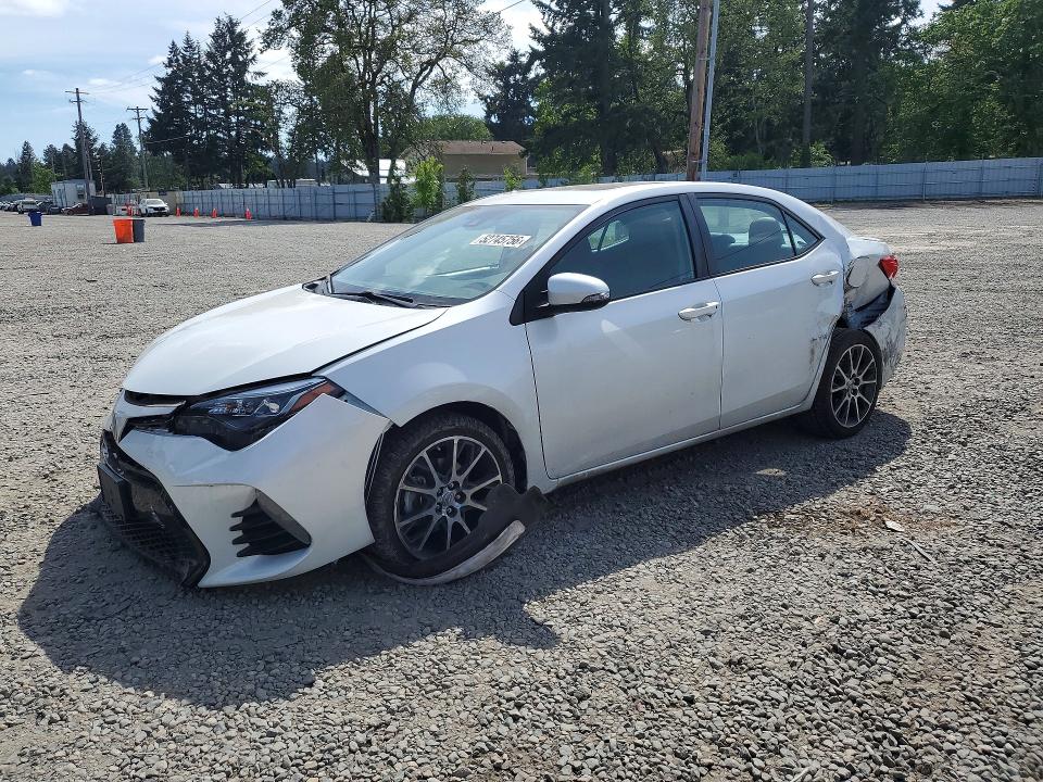 52745756 :رقم المزاد ، 5YFBURHE2HP616754 vin ، 2017 Toyota Corolla مزاد بيع